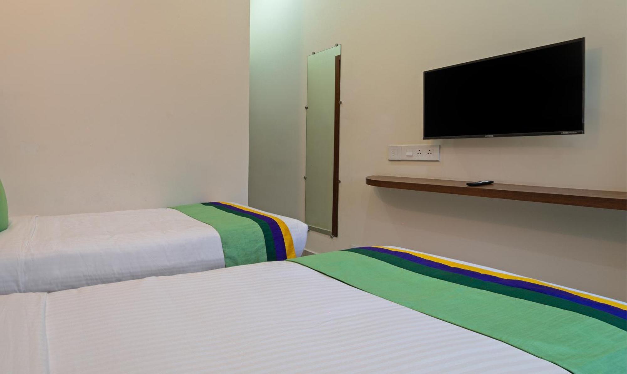 Itsy Hotels Avani Stays, Vyttila, Kochi Exterior foto